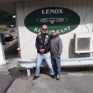 Meet your Posher, Henry